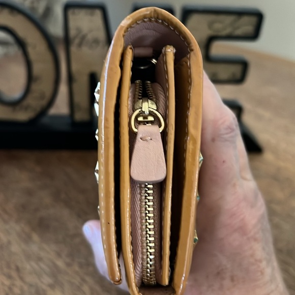 Jimmy Choo Gold Star Studded Patent Leather Wallet on Chain - Picture 7 of 8